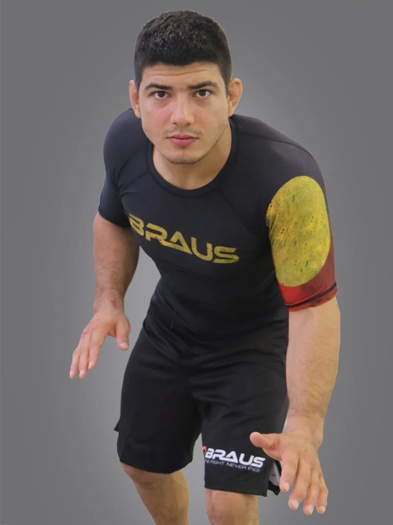 Rash Guard Bandeira Aboriginal No Gi Manga Curta