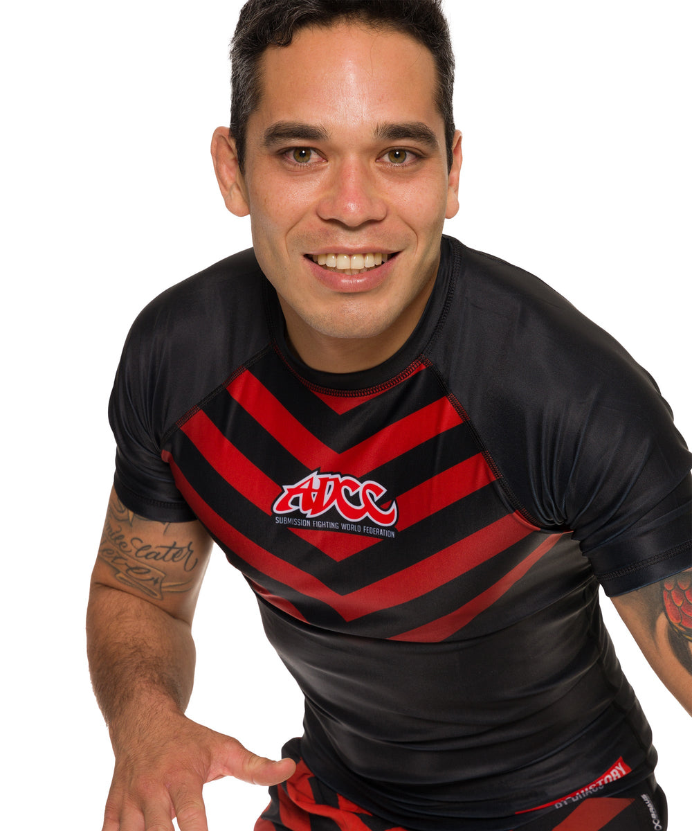 Rash Guard ADCC Arrow Manga Curta